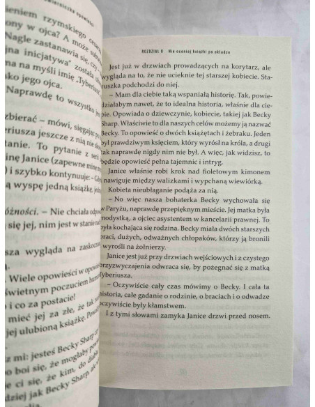 Page - Powierniczka opowieści